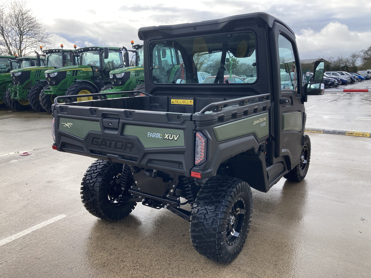 John Deere XUV875M Gator - Квадроцикл: фото 5 John Deere XUV875M Gator - Квадроцикл: фото 5