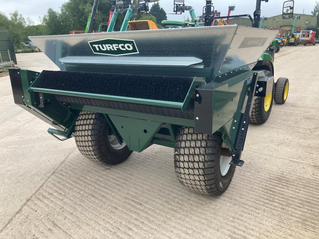 Turfco METE-R-MATIC XL Top Dresser - Садовое оборудование: фото 5 Turfco METE-R-MATIC XL Top Dresser - Садовое оборудование: фото 5