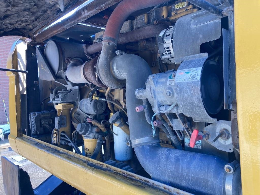 Колёсный экскаватор CAT M 316 D: фото 11