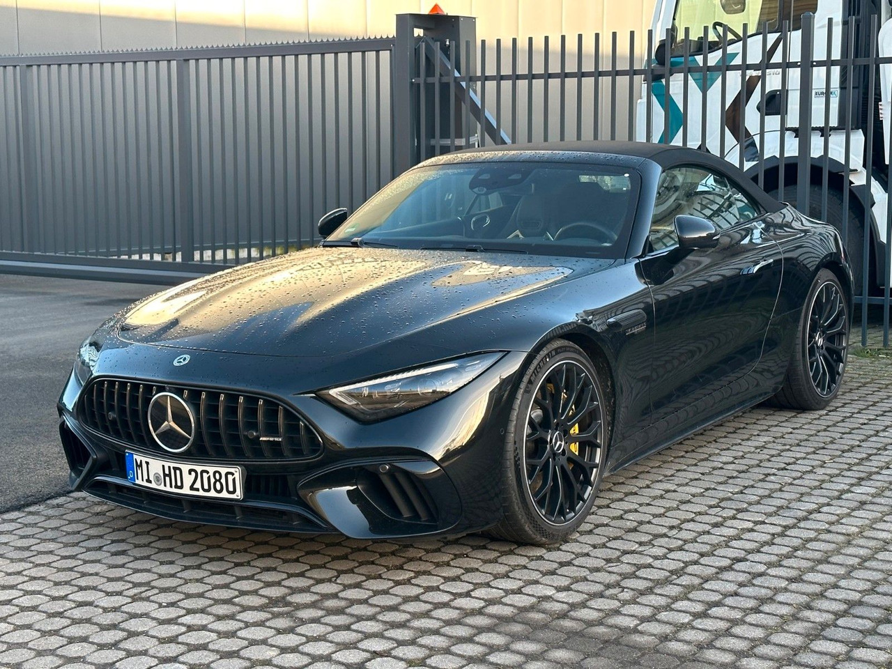 Mercedes-Benz SL 63 AMG Mercedes-AMG SL 63 4MATIC+ - Легковой автомобиль: фото 1 Mercedes-Benz SL 63 AMG Mercedes-AMG SL 63 4MATIC+ - Легковой автомобиль: фото 1