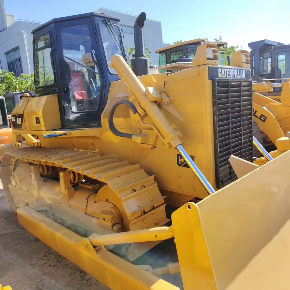 Almost New Landing Leveling Road Laying Machinery Bulldozers Caterpillar D7G Used Bulldozers for Sale - Бульдозер: фото 1 Almost New Landing Leveling Road Laying Machinery Bulldozers Caterpillar D7G Used Bulldozers for Sale - Бульдозер: фото 1