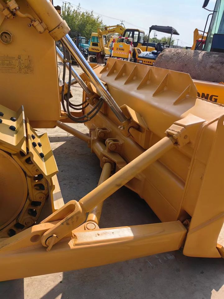 Good Condition USED Bulldozer Cat D6G Bulldozer High Efficiency - Бульдозер: фото 3 Good Condition USED Bulldozer Cat D6G Bulldozer High Efficiency - Бульдозер: фото 3