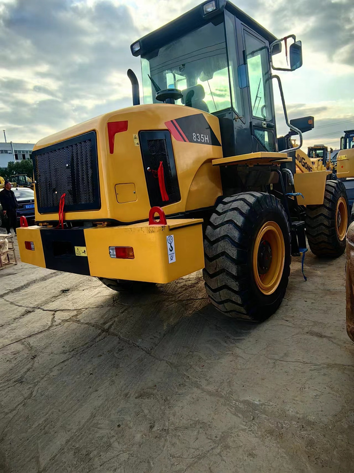 LIUGONG 835H - Колёсный погрузчик: фото 3 LIUGONG 835H - Колёсный погрузчик: фото 3