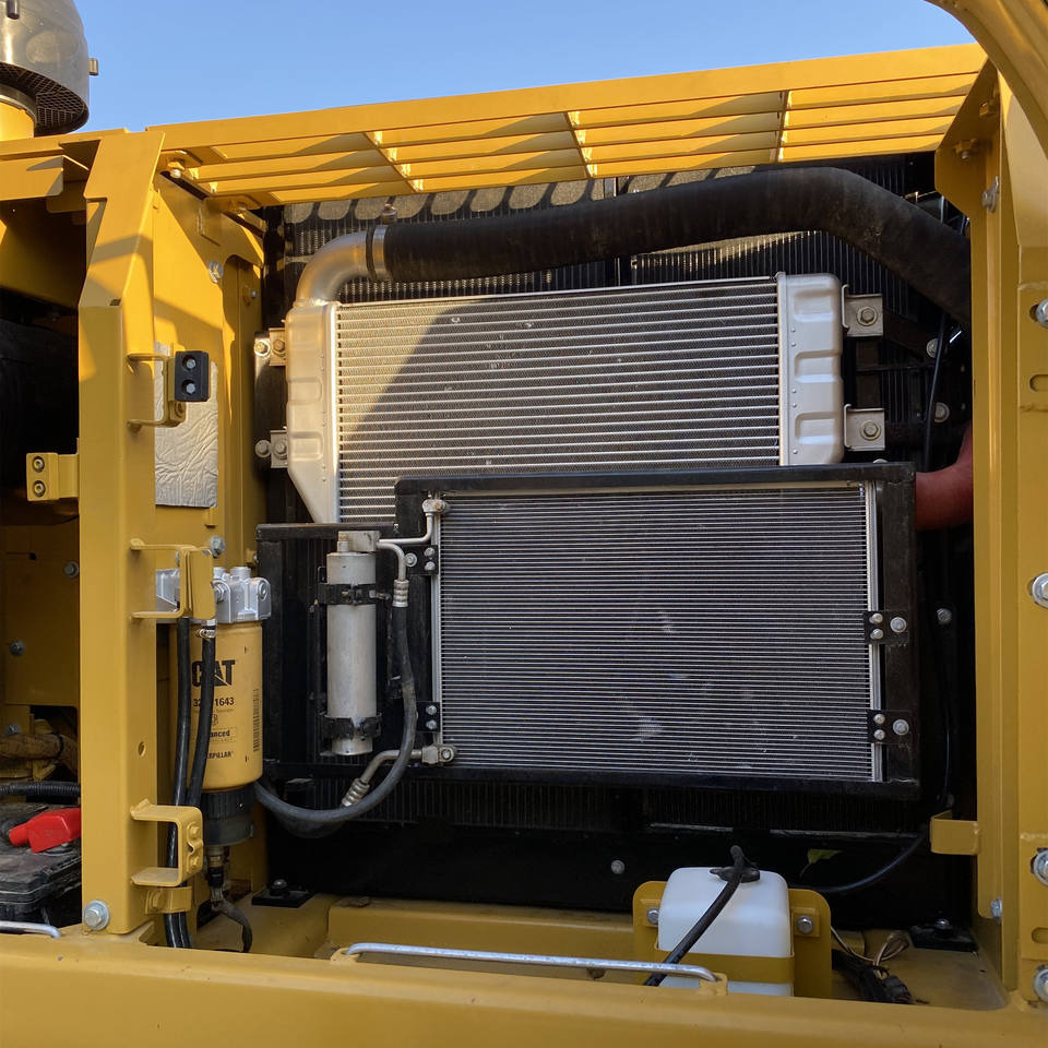 Original Japan Used CAT Crawler Excavator Used Cat 320D Excavator Caterpillar 330D2 320D2 Excavator - Гусеничный экскаватор: фото 5 Original Japan Used CAT Crawler Excavator Used Cat 320D Excavator Caterpillar 330D2 320D2 Excavator - Гусеничный экскаватор: фото 5