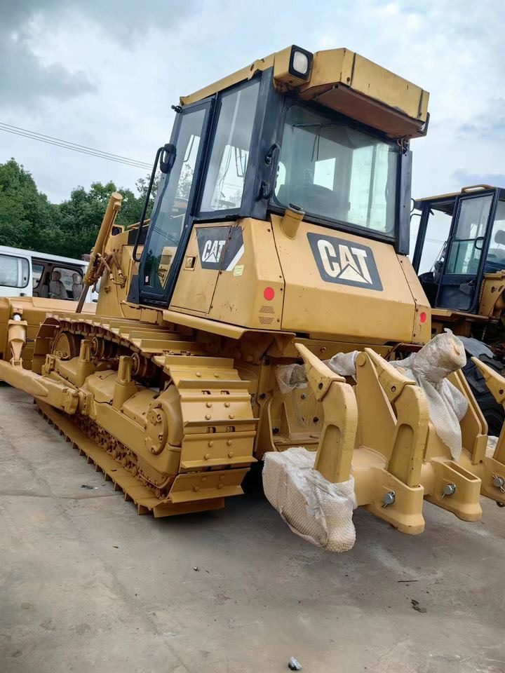 Used CAT Bulldozer D6G /Second Hand Caterpillar D6R D6D D6G D6M D7G D7H D8K Crawler BullDozer for Hot Sale - Бульдозер: фото 3 Used CAT Bulldozer D6G /Second Hand Caterpillar D6R D6D D6G D6M D7G D7H D8K Crawler BullDozer for Hot Sale - Бульдозер: фото 3