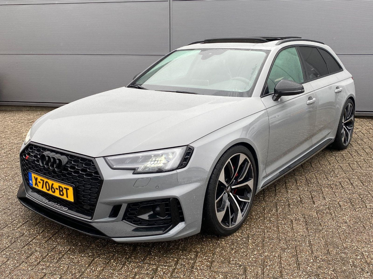Audi A4 RS 4 Avant 2.9 TFSI quattro | 2018 | 96.192 km | Automaat | X706BT | NAP: Geen oordeel - Легковой автомобиль: фото 1 Audi A4 RS 4 Avant 2.9 TFSI quattro | 2018 | 96.192 km | Automaat | X706BT | NAP: Geen oordeel - Легковой автомобиль: фото 1