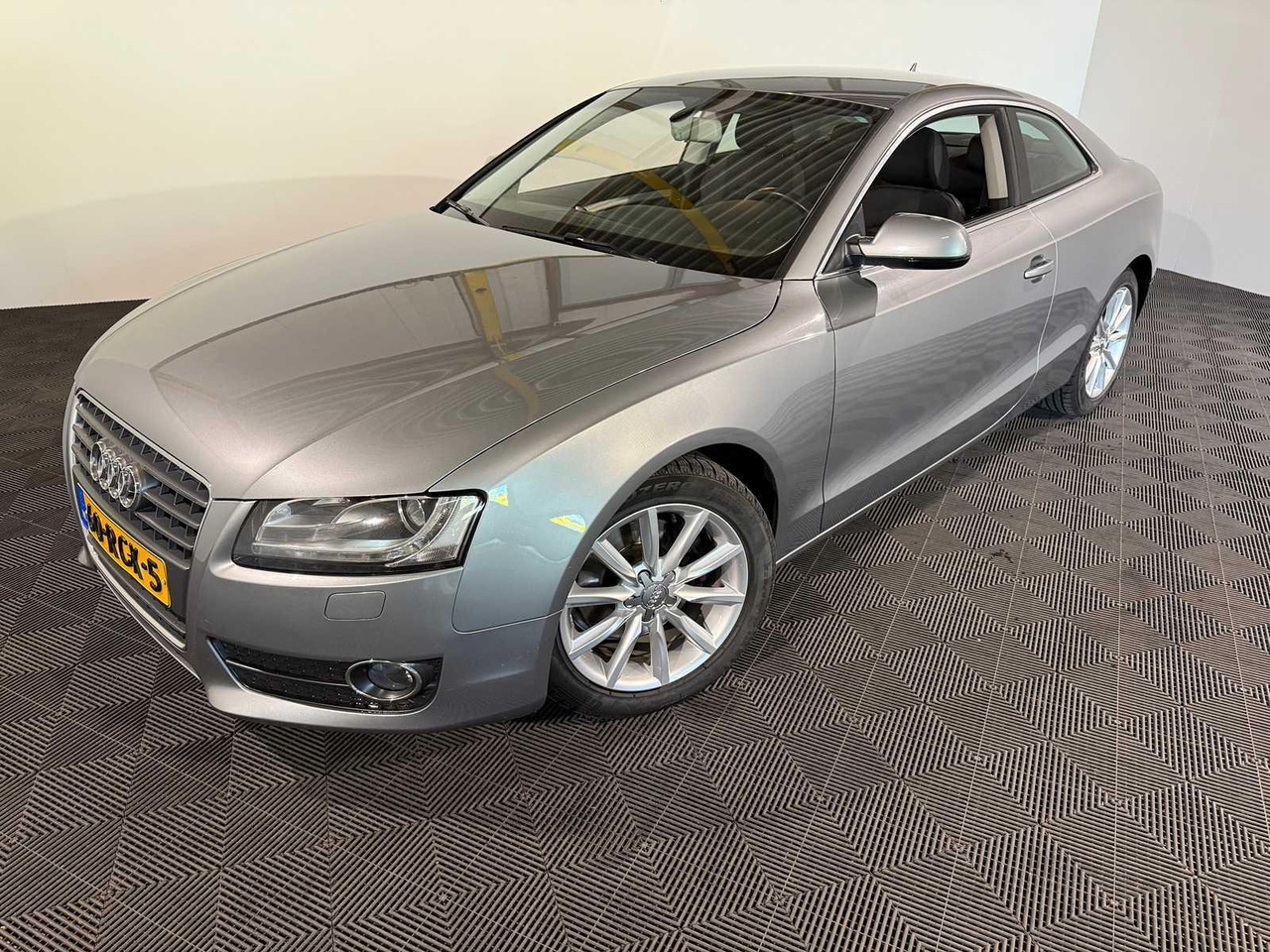 Audi A5 Coupé 2.0 TFSI Pro Line Business 60-RGK-5 233.366 km - Легковой автомобиль: фото 1 Audi A5 Coupé 2.0 TFSI Pro Line Business 60-RGK-5 233.366 km - Легковой автомобиль: фото 1