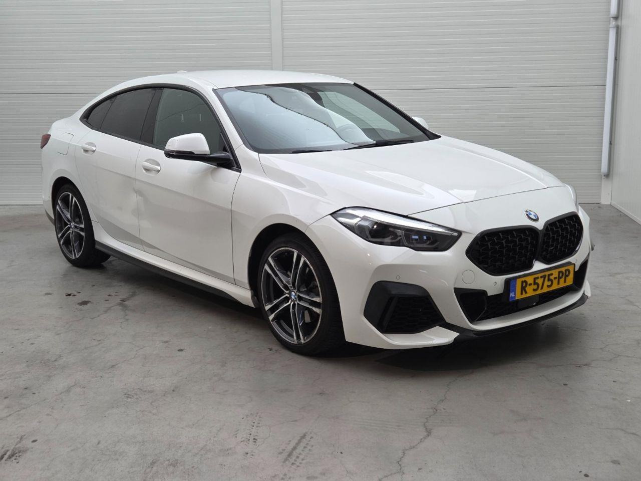 BMW 2 - serie Gran Coupé 218i High Executive M-Sport | 2021 | 107.265 km | Automaat | R575PP | NAP: Geen oordeel - Седан: фото 2 BMW 2 - serie Gran Coupé 218i High Executive M-Sport | 2021 | 107.265 km | Automaat | R575PP | NAP: Geen oordeel - Седан: фото 2