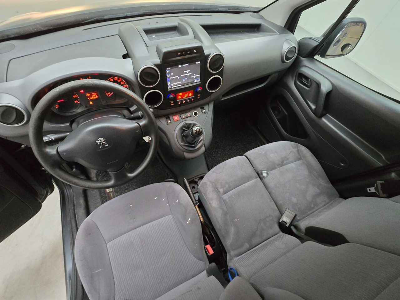 Peugeot Partner 122 1.6 HDi 90 L2 Première | 2015 | 169.353 km | VP228Z | NAP: Logisch - Другая техника: фото 5 Peugeot Partner 122 1.6 HDi 90 L2 Première | 2015 | 169.353 km | VP228Z | NAP: Logisch - Другая техника: фото 5