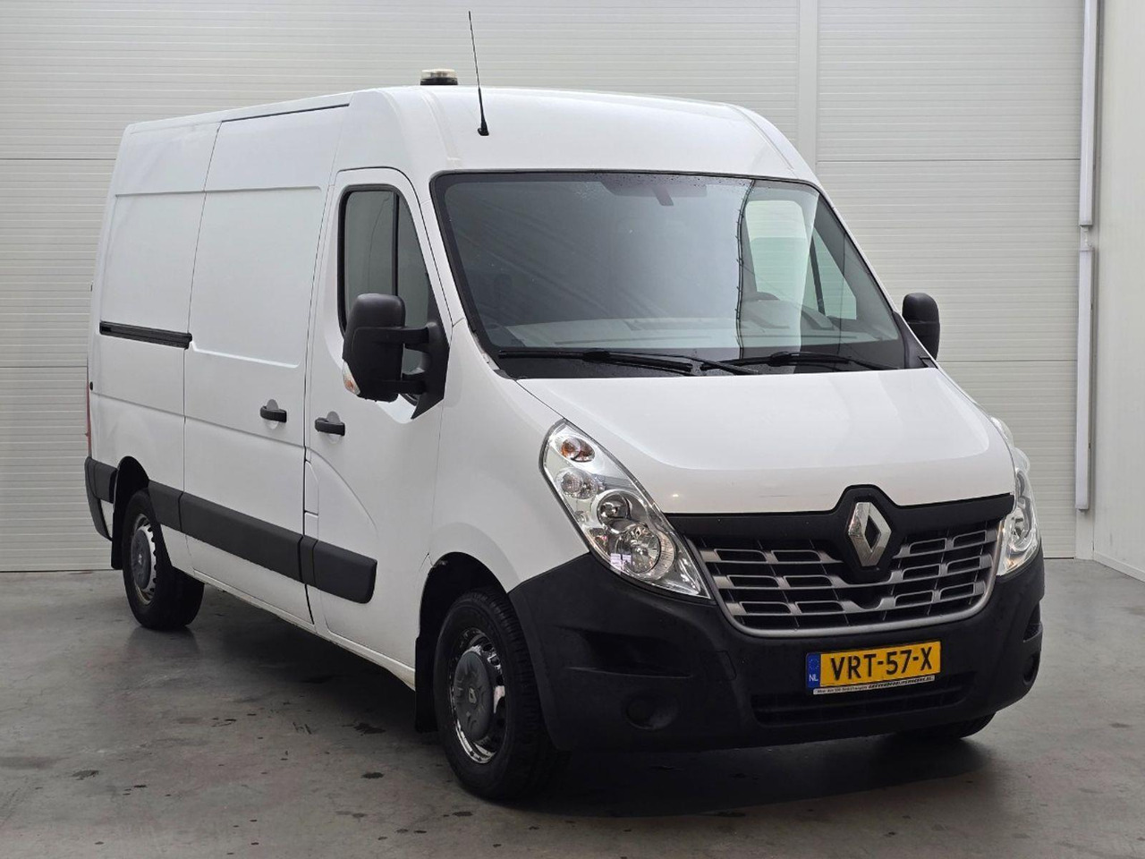 Renault Master T33 2.3 dCi L2H2 Energy | 2017 | 173.242 km | VRT57X | NAP: Geen oordeel - Другая техника: фото 2 Renault Master T33 2.3 dCi L2H2 Energy | 2017 | 173.242 km | VRT57X | NAP: Geen oordeel - Другая техника: фото 2