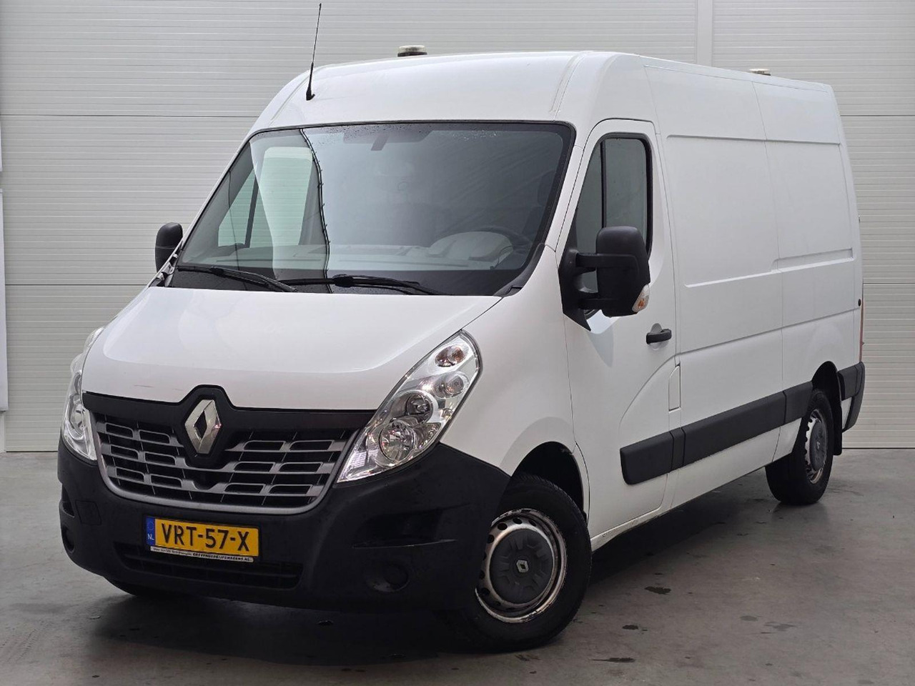 Renault Master T33 2.3 dCi L2H2 Energy | 2017 | 173.242 km | VRT57X | NAP: Geen oordeel - Другая техника: фото 1 Renault Master T33 2.3 dCi L2H2 Energy | 2017 | 173.242 km | VRT57X | NAP: Geen oordeel - Другая техника: фото 1