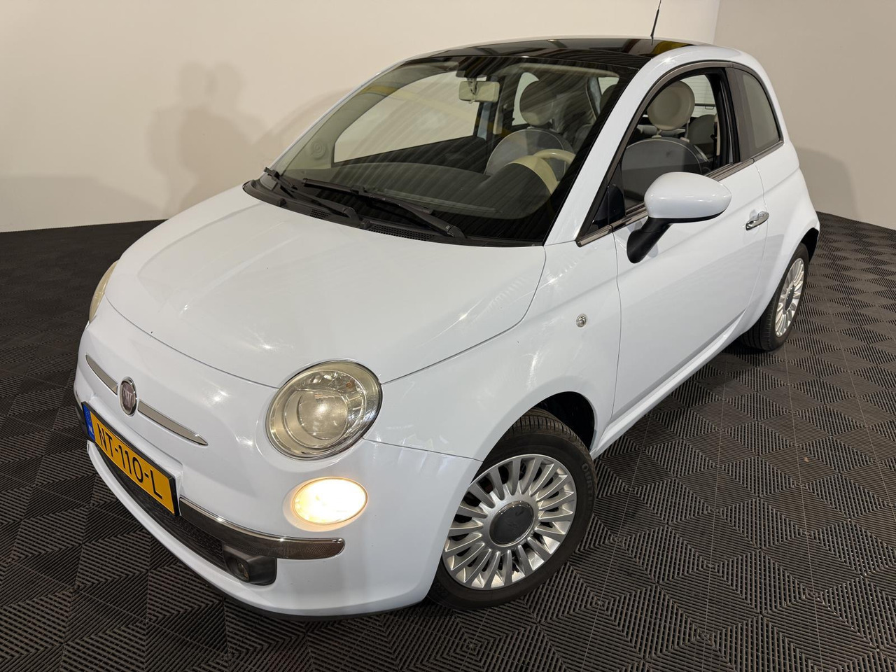 Fiat | 500 | 1.2 Naked | 2008 | 184.331 km | NT110L | Geen oordeel - Хэтчбек: фото 1 Fiat | 500 | 1.2 Naked | 2008 | 184.331 km | NT110L | Geen oordeel - Хэтчбек: фото 1
