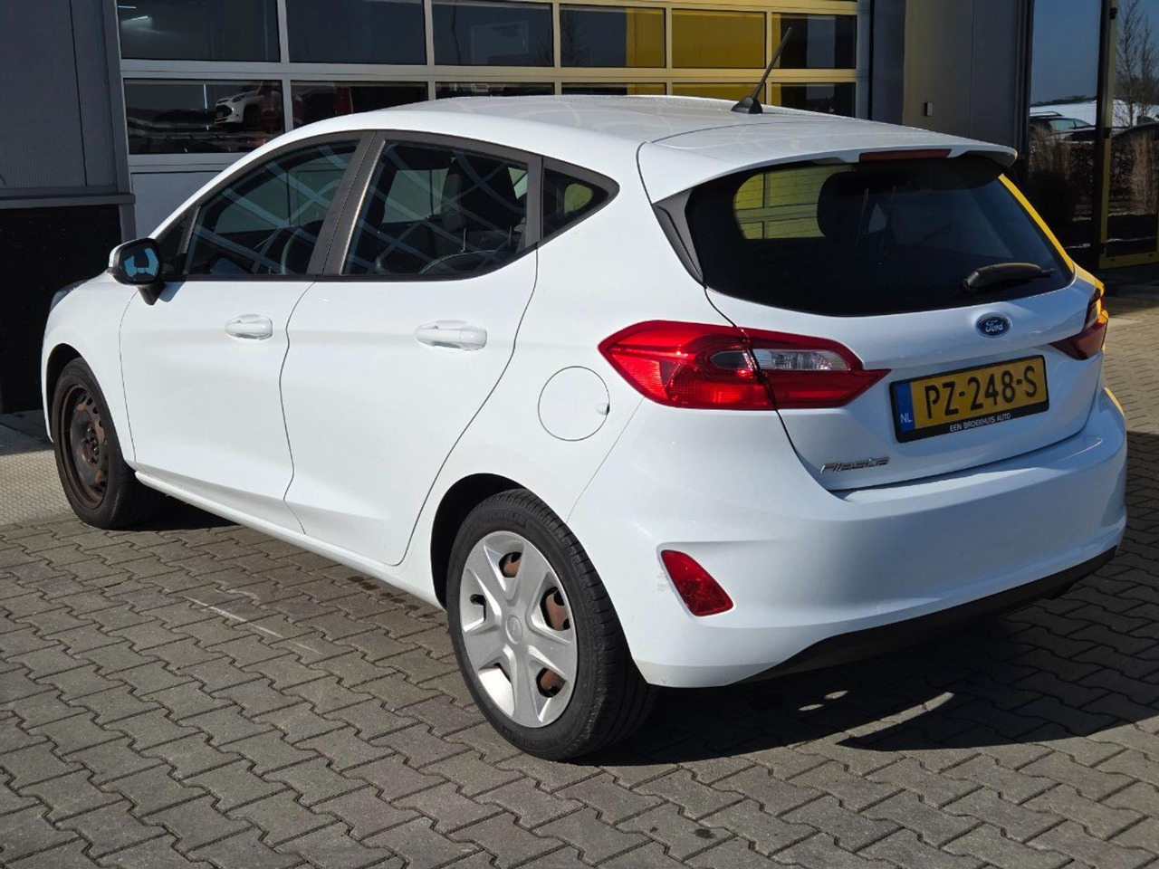 Ford Fiesta 1.1 Trend | 2017 | 145.164 km | PZ248S | NAP: Logisch - Хэтчбек: фото 3 Ford Fiesta 1.1 Trend | 2017 | 145.164 km | PZ248S | NAP: Logisch - Хэтчбек: фото 3