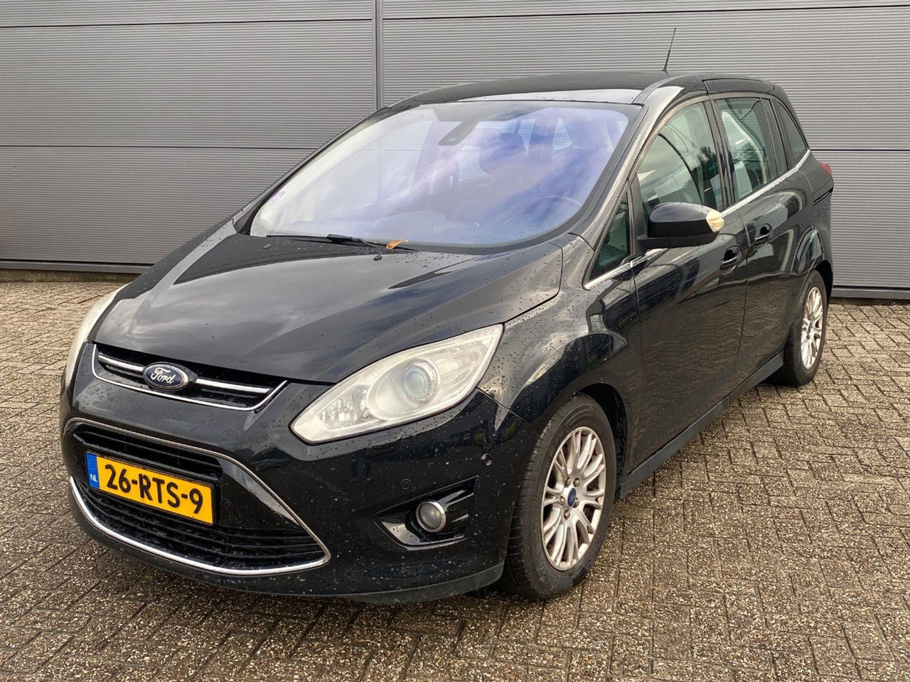 Ford Grand C-Max 1.6 EcoBoost Titanium 7p. | 2011 | 226.405 km | 26RTS9 | NAP: Logisch - Легковой автомобиль: фото 1 Ford Grand C-Max 1.6 EcoBoost Titanium 7p. | 2011 | 226.405 km | 26RTS9 | NAP: Logisch - Легковой автомобиль: фото 1