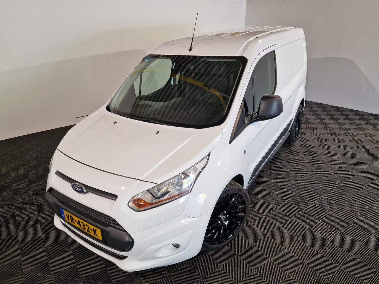 Ford Transit Connect 1.6 TDCI L1 Trend VR-432-K 127.791 km - Легковой фургон: фото 1 Ford Transit Connect 1.6 TDCI L1 Trend VR-432-K 127.791 km - Легковой фургон: фото 1