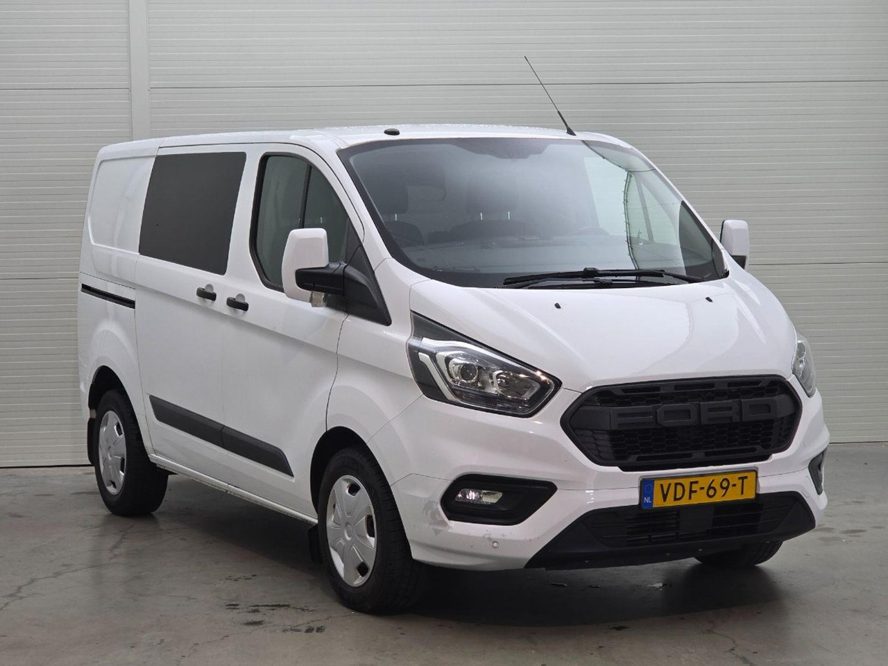 Ford Transit Custom 300 2.0 TDCI L1H1 Trend | 2018 | 154.249 km | Automaat | VDF69T | NAP: Geen oordeel - Цельнометаллический фургон: фото 2 Ford Transit Custom 300 2.0 TDCI L1H1 Trend | 2018 | 154.249 km | Automaat | VDF69T | NAP: Geen oordeel - Цельнометаллический фургон: фото 2