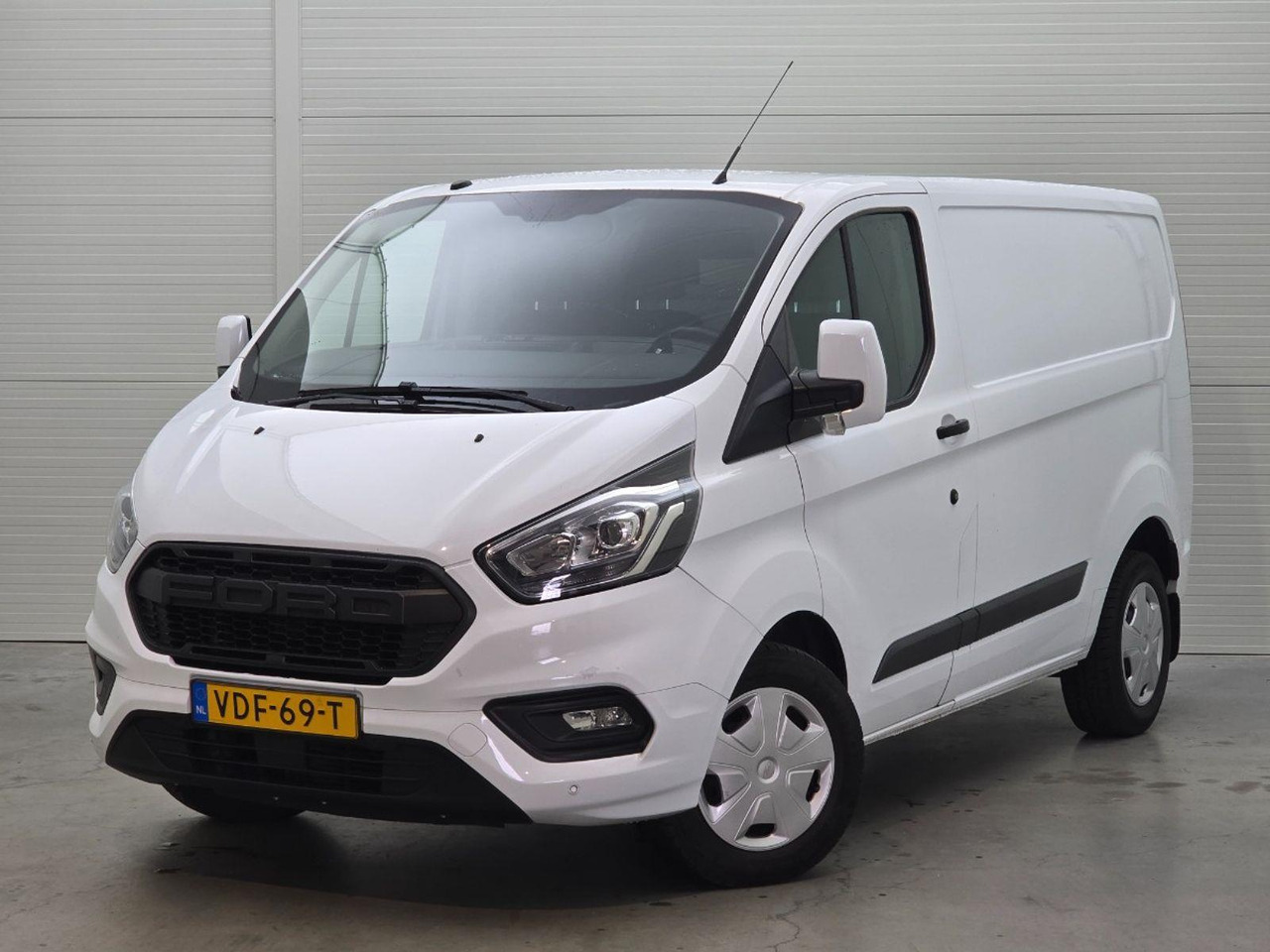 Ford Transit Custom 300 2.0 TDCI L1H1 Trend | 2018 | 154.249 km | Automaat | VDF69T | NAP: Geen oordeel - Цельнометаллический фургон: фото 1 Ford Transit Custom 300 2.0 TDCI L1H1 Trend | 2018 | 154.249 km | Automaat | VDF69T | NAP: Geen oordeel - Цельнометаллический фургон: фото 1