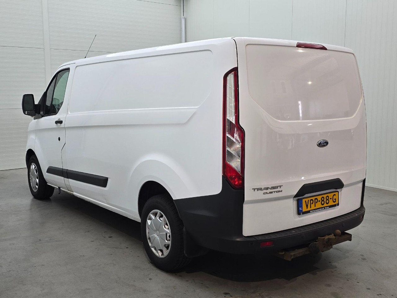 Ford Transit Custom 310 2.0 TDCI L2H1 Ambiente | 2017 | 158.440 km | VPP88G | NAP: Geen oordeel - Цельнометаллический фургон: фото 3 Ford Transit Custom 310 2.0 TDCI L2H1 Ambiente | 2017 | 158.440 km | VPP88G | NAP: Geen oordeel - Цельнометаллический фургон: фото 3