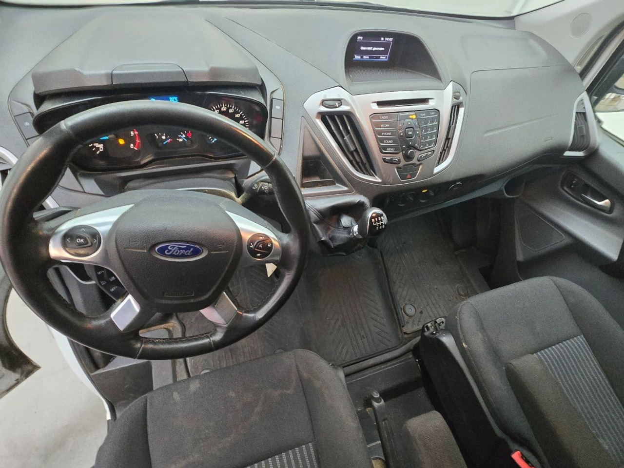 Ford Transit Custom 310 2.0 TDCI L2H1 Ambiente | 2017 | 158.440 km | VPP88G | NAP: Geen oordeel - Цельнометаллический фургон: фото 5 Ford Transit Custom 310 2.0 TDCI L2H1 Ambiente | 2017 | 158.440 km | VPP88G | NAP: Geen oordeel - Цельнометаллический фургон: фото 5