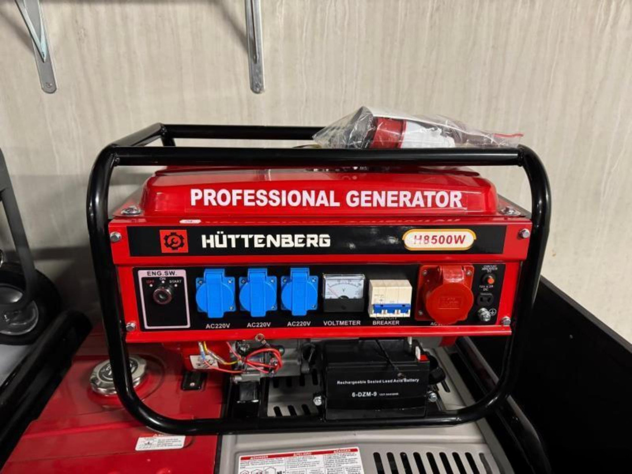 Hüttenberg H8500 Key- en Trekstart Benzine Generator (Nieuw) - Электрогенератор: фото 1 Hüttenberg H8500 Key- en Trekstart Benzine Generator (Nieuw) - Электрогенератор: фото 1