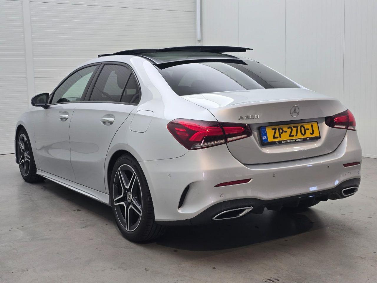Mercedes - Benz A - klasse 200 Launch Edition Premium | 2019 | 178.269 km | Automaat | ZP270J | NAP: Logisch - Седан: фото 3 Mercedes - Benz A - klasse 200 Launch Edition Premium | 2019 | 178.269 km | Automaat | ZP270J | NAP: Logisch - Седан: фото 3