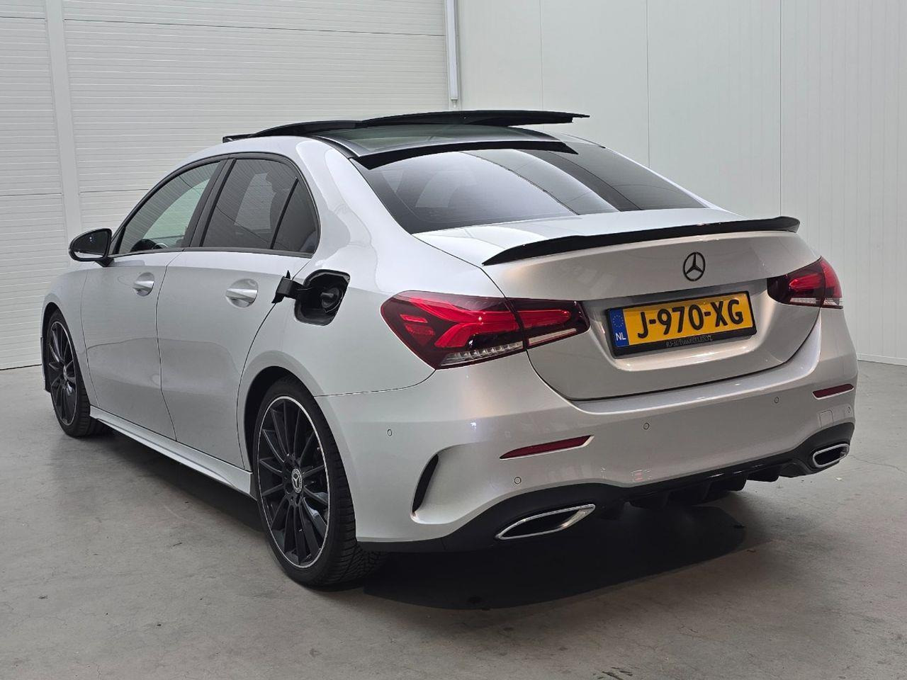 Mercedes - Benz A - klasse 220 4MATIC Premium | 2019 | 198.686 km | Automaat | J970XG | NAP: Geen oordeel - Седан: фото 3 Mercedes - Benz A - klasse 220 4MATIC Premium | 2019 | 198.686 km | Automaat | J970XG | NAP: Geen oordeel - Седан: фото 3