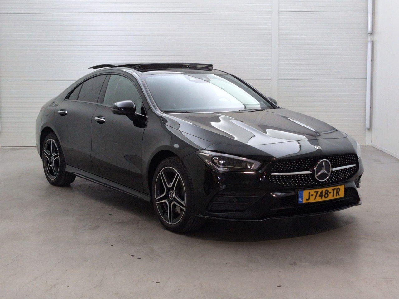 Mercedes-Benz CLA-klasse 250 e Business Solution AMG Limited | 2020 | 241.008 km | Automaat | J748TR | NAP: Logisch - Седан: фото 2 Mercedes-Benz CLA-klasse 250 e Business Solution AMG Limited | 2020 | 241.008 km | Automaat | J748TR | NAP: Logisch - Седан: фото 2