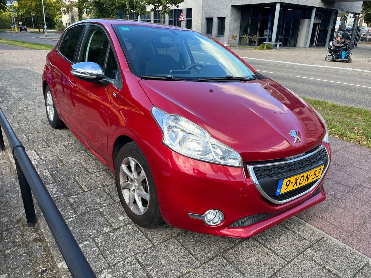 Peugeot 208 1.2 VTi Style | 2014 | 93.815 km | 9XDN53 | NAP: Logisch - Хэтчбек: фото 2 Peugeot 208 1.2 VTi Style | 2014 | 93.815 km | 9XDN53 | NAP: Logisch - Хэтчбек: фото 2