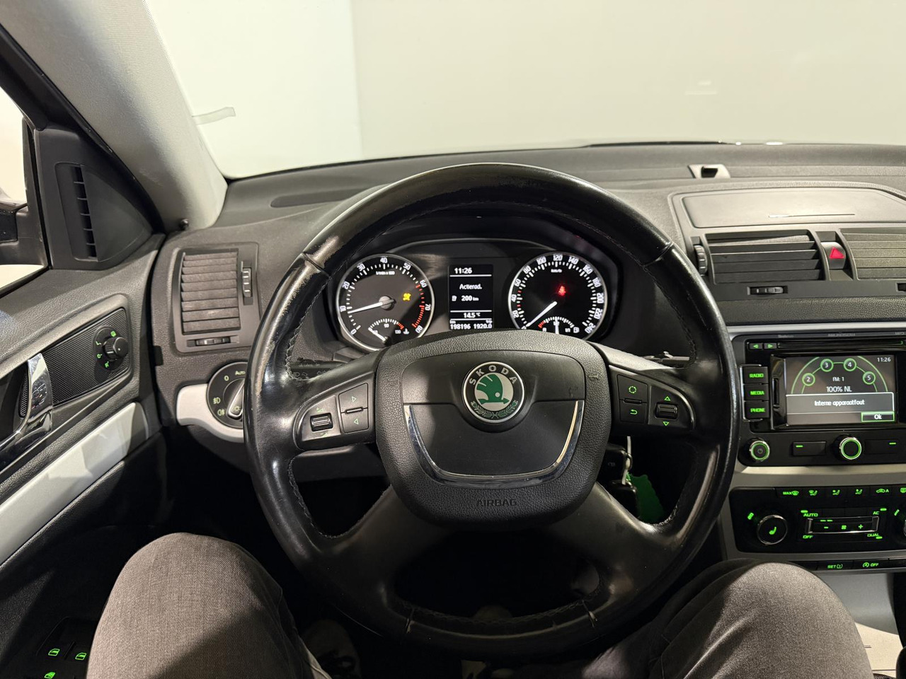Skoda | Octavia Combi | 1.4 TSI Greentech Ambition Business Line | 2012 | 198.196 km | 01TGL8 | Logisch - Легковой автомобиль: фото 4 Skoda | Octavia Combi | 1.4 TSI Greentech Ambition Business Line | 2012 | 198.196 km | 01TGL8 | Logisch - Легковой автомобиль: фото 4