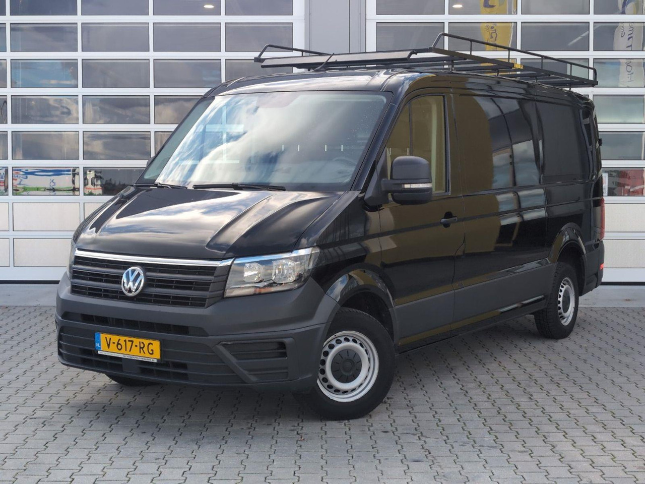 Volkswagen Crafter 30 2.0 TDI L3H2 Trendline | 2018 | 101.985 km | V617RG | NAP: Logisch - Цельнометаллический фургон: фото 1 Volkswagen Crafter 30 2.0 TDI L3H2 Trendline | 2018 | 101.985 km | V617RG | NAP: Logisch - Цельнометаллический фургон: фото 1
