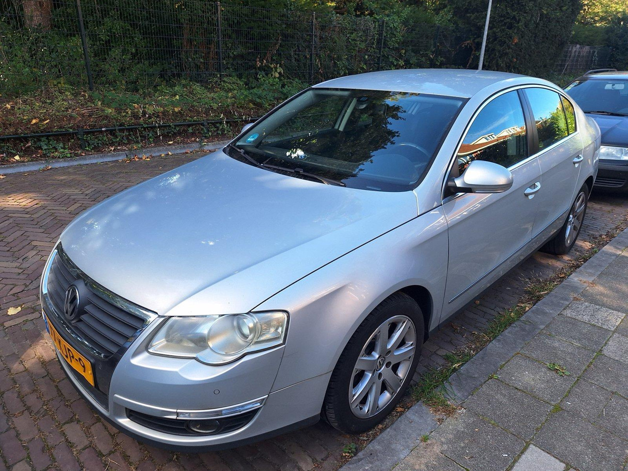 Volkswagen | Passat | 1.9 TDI Comfortline | 2010 | 314.746 km | 77KJP9 | Logisch - Седан: фото 1 Volkswagen | Passat | 1.9 TDI Comfortline | 2010 | 314.746 km | 77KJP9 | Logisch - Седан: фото 1