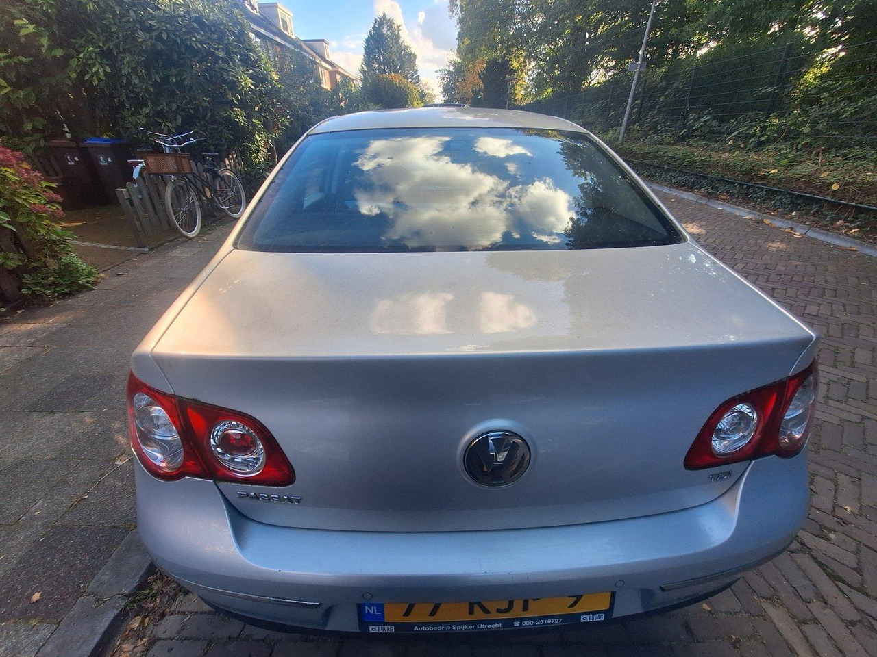 Volkswagen | Passat | 1.9 TDI Comfortline | 2010 | 314.746 km | 77KJP9 | Logisch - Седан: фото 3 Volkswagen | Passat | 1.9 TDI Comfortline | 2010 | 314.746 km | 77KJP9 | Logisch - Седан: фото 3