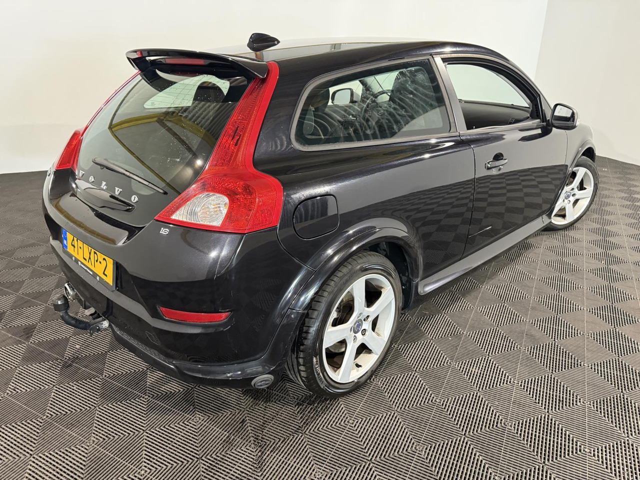 Volvo C30 1.6 R-Edition | 2010 | 284.821 km | 41-LXP-2 - Хэтчбек: фото 2 Volvo C30 1.6 R-Edition | 2010 | 284.821 km | 41-LXP-2 - Хэтчбек: фото 2
