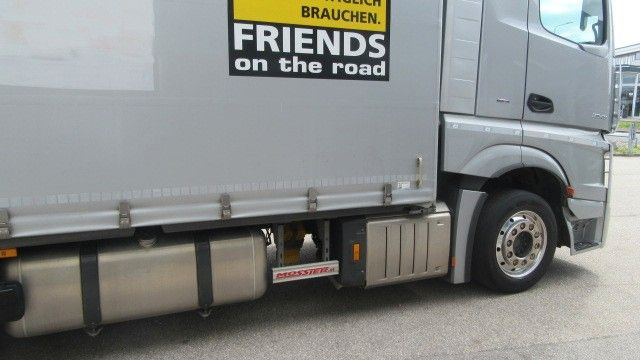 Тентованный грузовик Mercedes-Benz Actros 5 2545LL inkl. Anhänger  Voll. 115qm,: фото 17