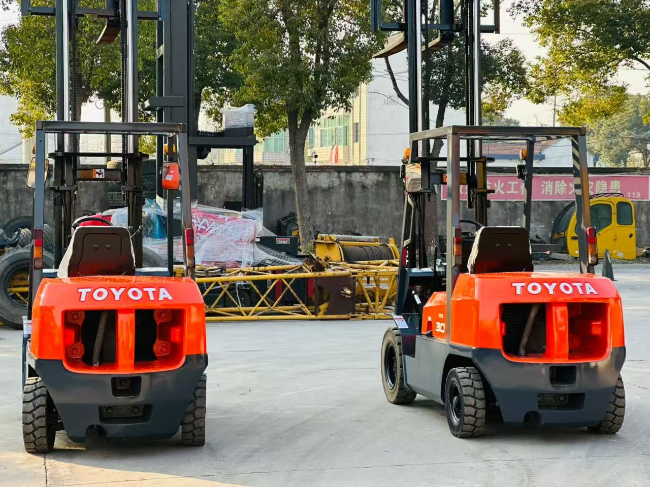 TOYOTA 30 - Дизельный погрузчик: фото 2 TOYOTA 30 - Дизельный погрузчик: фото 2