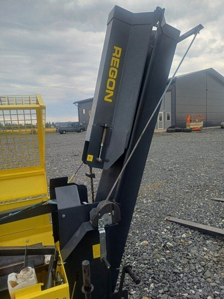 Regon R1 klapikone  - Лесозаготовительная техника: фото 4 Regon R1 klapikone  - Лесозаготовительная техника: фото 4