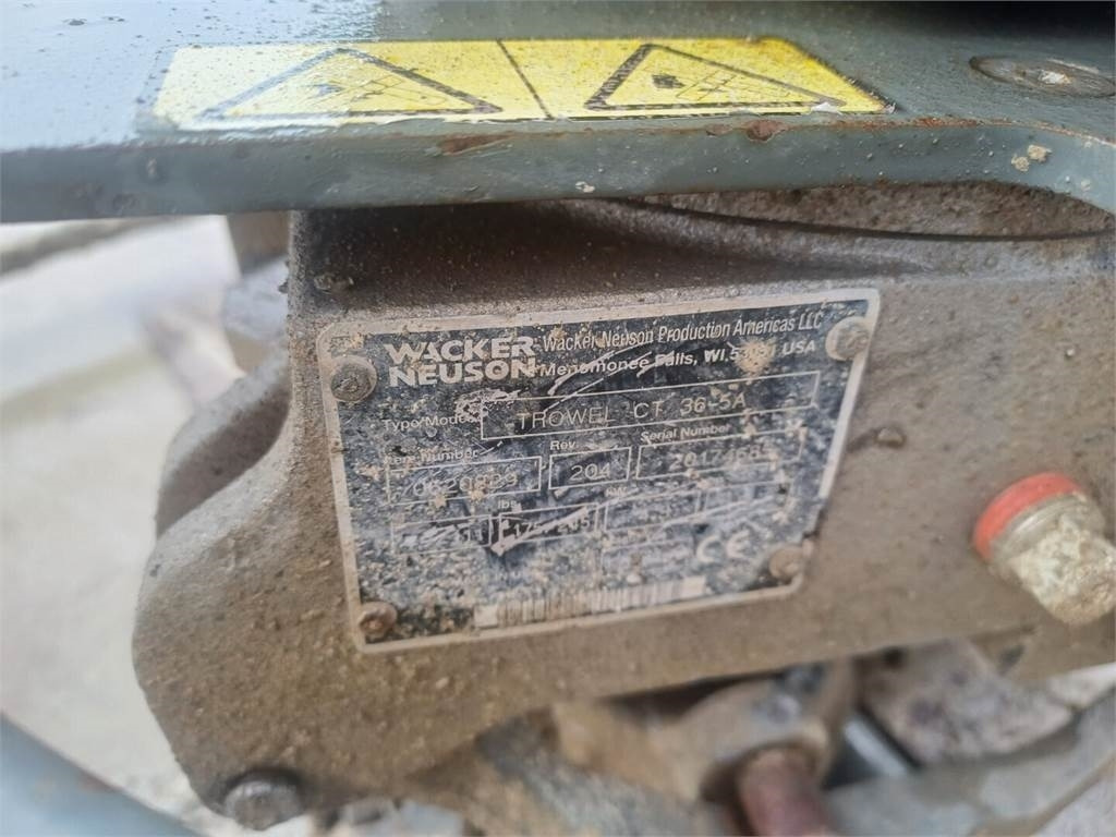 Wacker Neuson Trowel ct36-5a betonihierrin - Затирочная машина по бетону: фото 4 Wacker Neuson Trowel ct36-5a betonihierrin - Затирочная машина по бетону: фото 4
