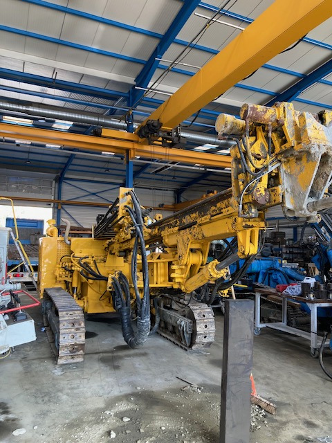 FOREUSE KLEMM KR 803D - Буровая машина: фото 4 FOREUSE KLEMM KR 803D - Буровая машина: фото 4