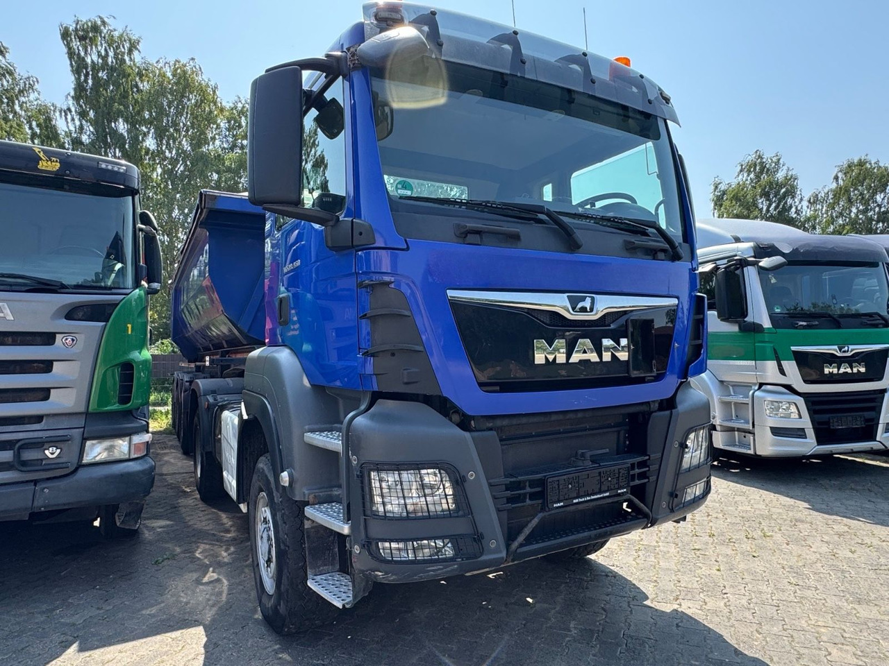 MAN 18.460 TGS/B-B/Kipp/4X4/klp.Zug/TOP-ZUSTAND - Самосвал: фото 2 MAN 18.460 TGS/B-B/Kipp/4X4/klp.Zug/TOP-ZUSTAND - Самосвал: фото 2