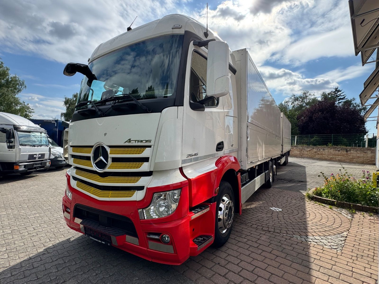 Mercedes-Benz Actros 2545/2xLBW/Klima/Kamera/kpl.Zug - Грузовик для перевозки напитков: фото 3 Mercedes-Benz Actros 2545/2xLBW/Klima/Kamera/kpl.Zug - Грузовик для перевозки напитков: фото 3