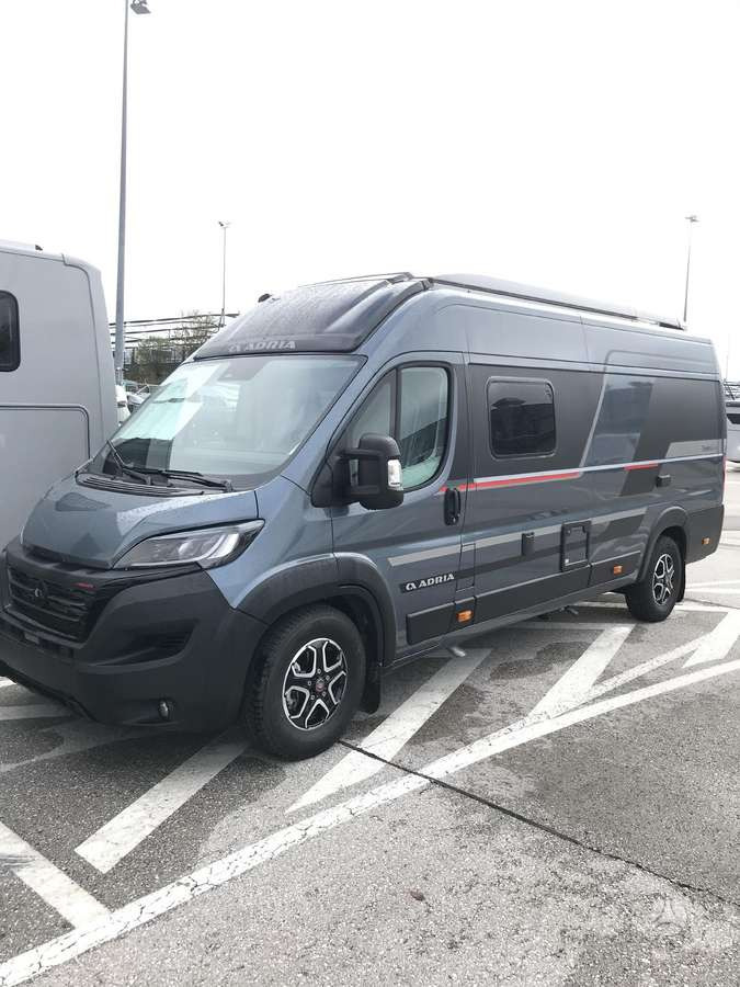 ADRIA Twin Sport 640 SG - Кастенваген: фото 2 ADRIA Twin Sport 640 SG - Кастенваген: фото 2