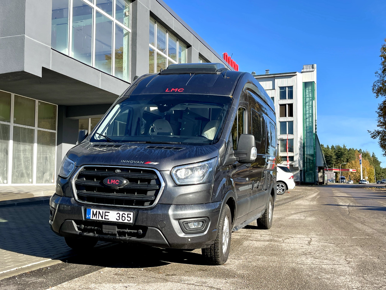 LMC Innovan 590C - Кастенваген: фото 1 LMC Innovan 590C - Кастенваген: фото 1