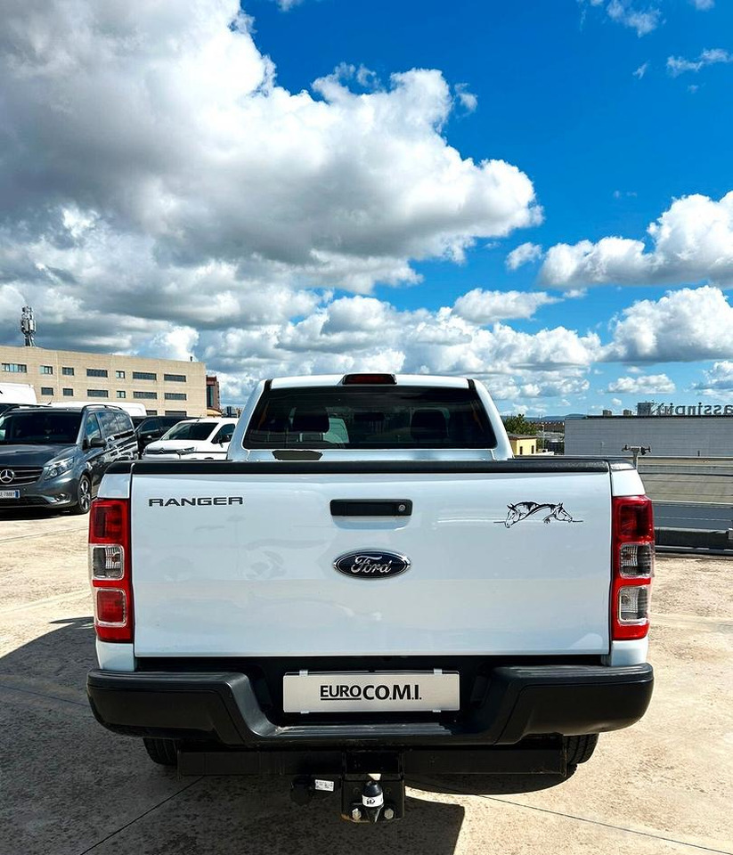 Ford Ranger 2.2 160 cv XL Supercab 4 posti 4wd - Пикап: фото 5 Ford Ranger 2.2 160 cv XL Supercab 4 posti 4wd - Пикап: фото 5