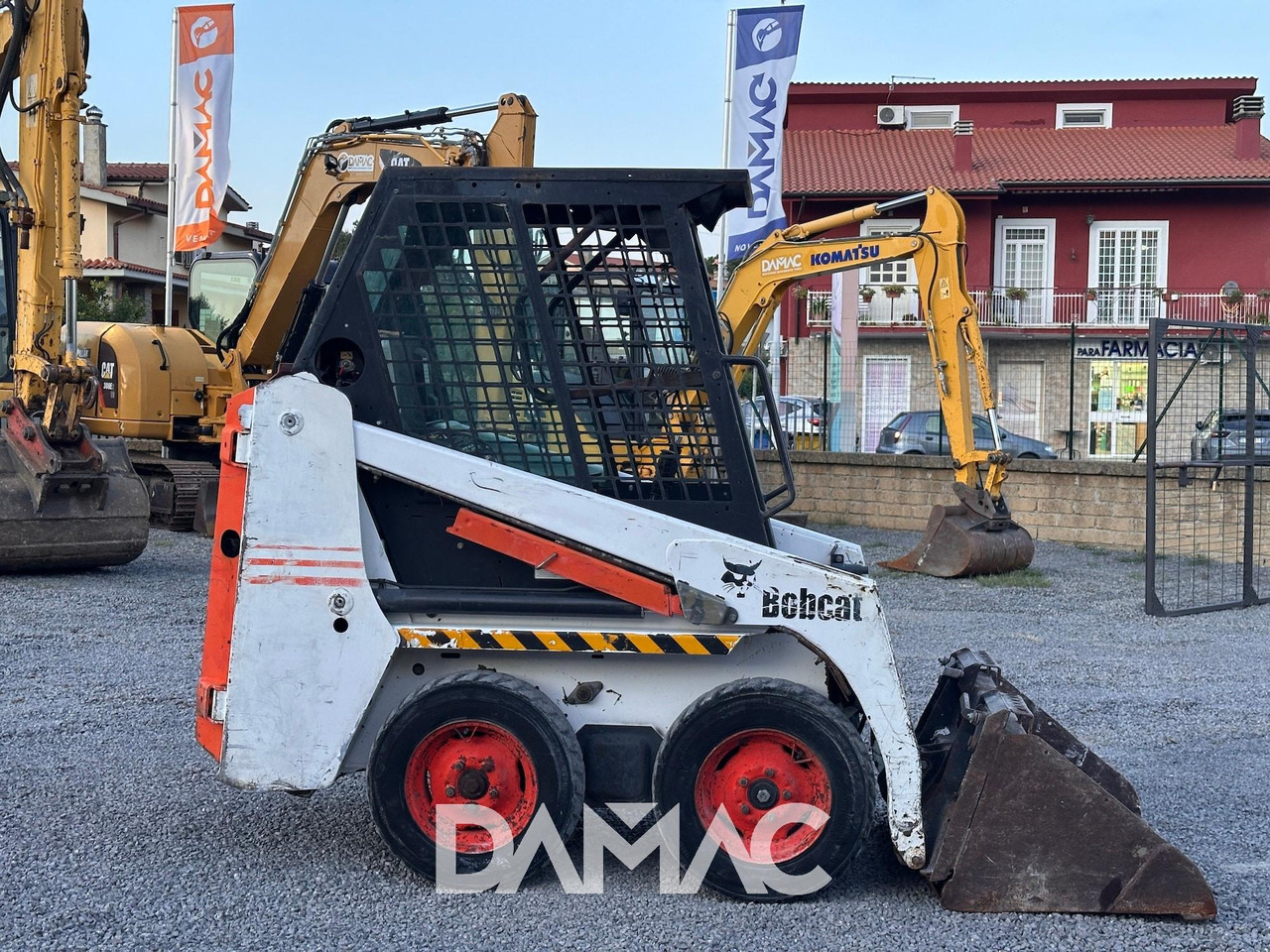 BOBCAT 463 - Мини-погрузчик с бортовым поворотом: фото 2 BOBCAT 463 - Мини-погрузчик с бортовым поворотом: фото 2