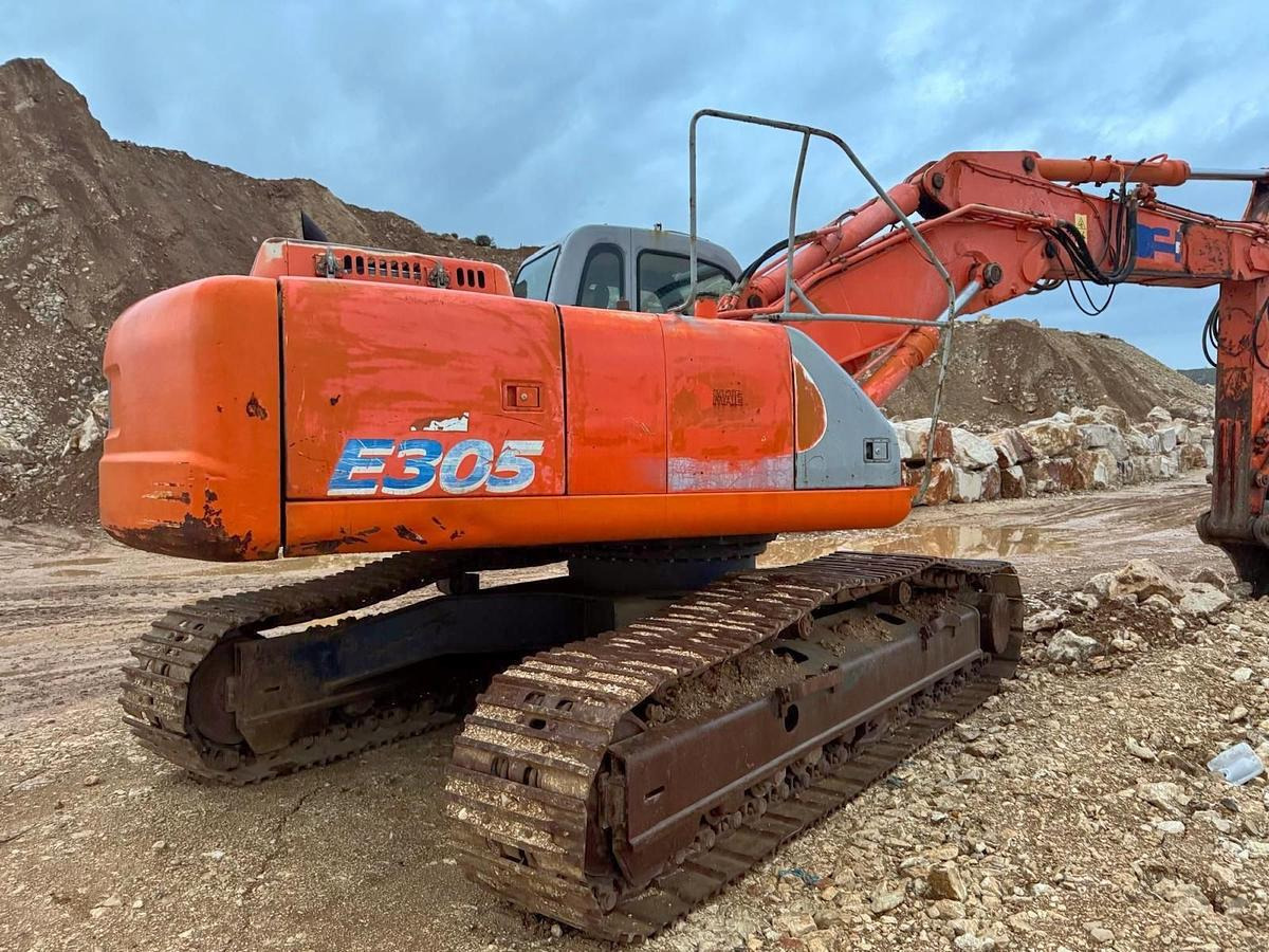 FIAT KOBELCO E305 - Гусеничный экскаватор: фото 1 FIAT KOBELCO E305 - Гусеничный экскаватор: фото 1