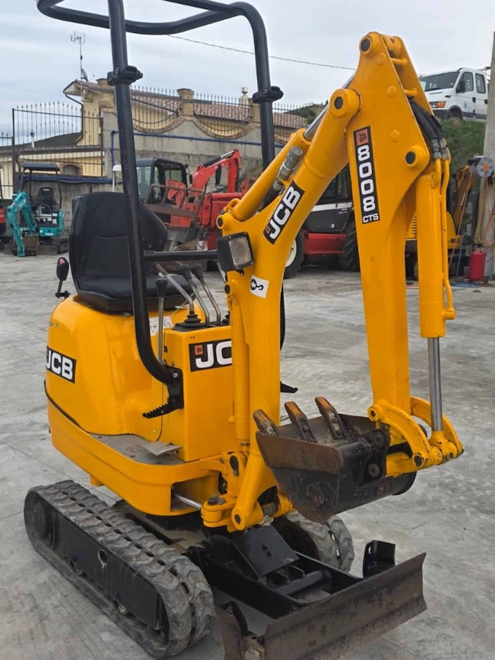 JCB 8008CTS - Мини-экскаватор: фото 1 JCB 8008CTS - Мини-экскаватор: фото 1