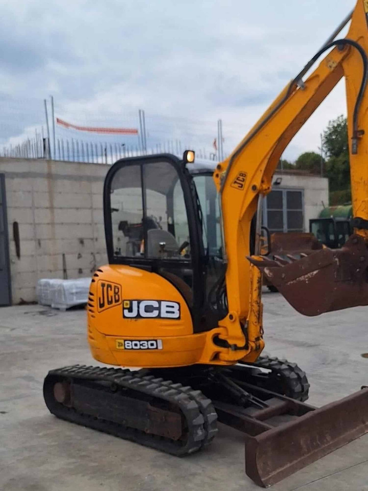 JCB 8030ZTS - Мини-экскаватор: фото 3 JCB 8030ZTS - Мини-экскаватор: фото 3