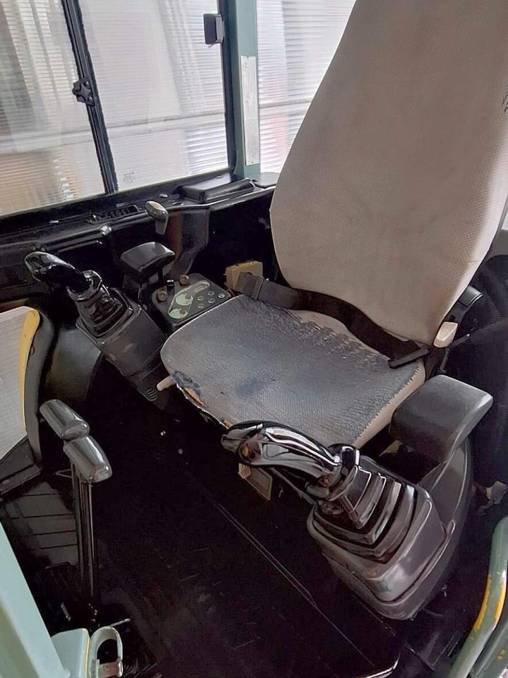 YANMAR VIO30 - Мини-экскаватор: фото 5 YANMAR VIO30 - Мини-экскаватор: фото 5