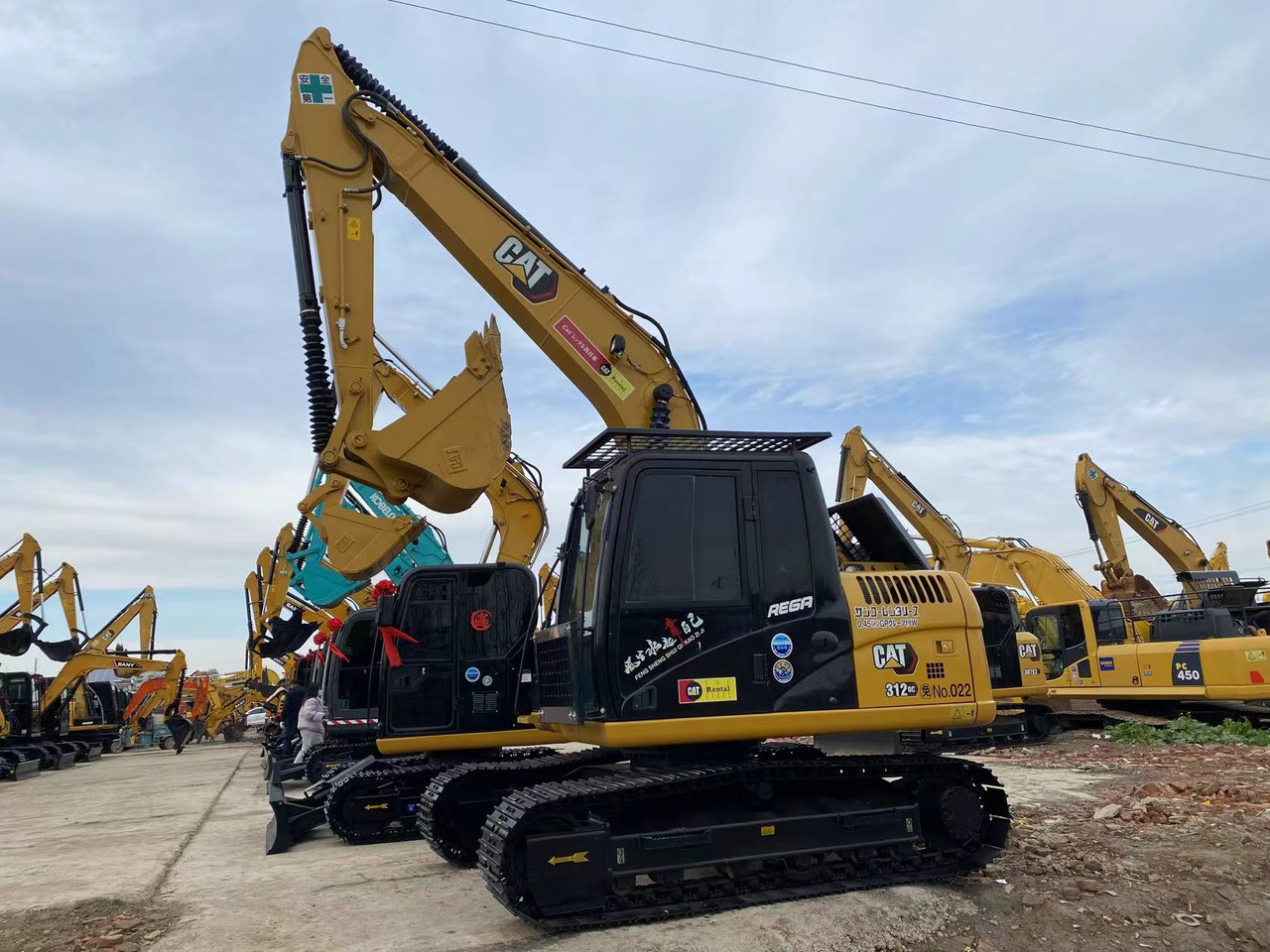 CATERPILLAR 312GC - Гусеничный экскаватор: фото 1 CATERPILLAR 312GC - Гусеничный экскаватор: фото 1
