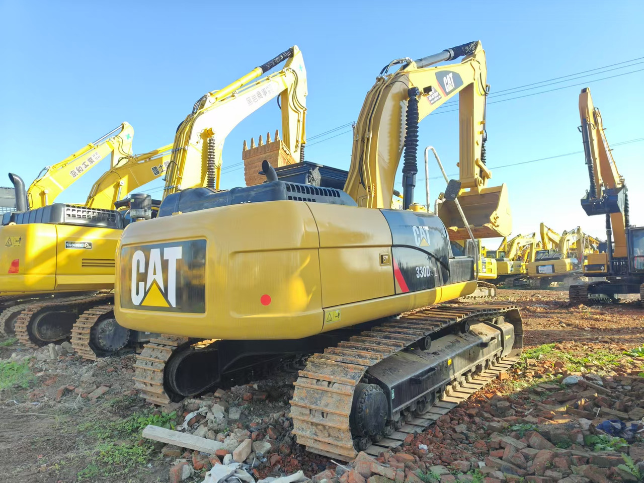 CATERPILLAR 330D - Гусеничный экскаватор: фото 1 CATERPILLAR 330D - Гусеничный экскаватор: фото 1